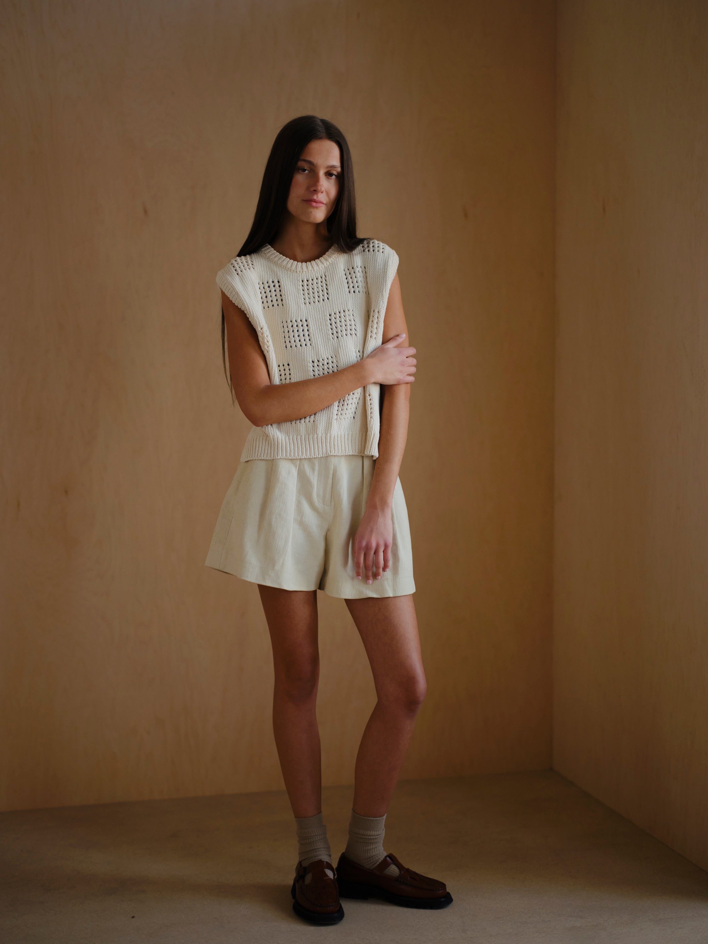 Katt Eyelet Vest - Shell
