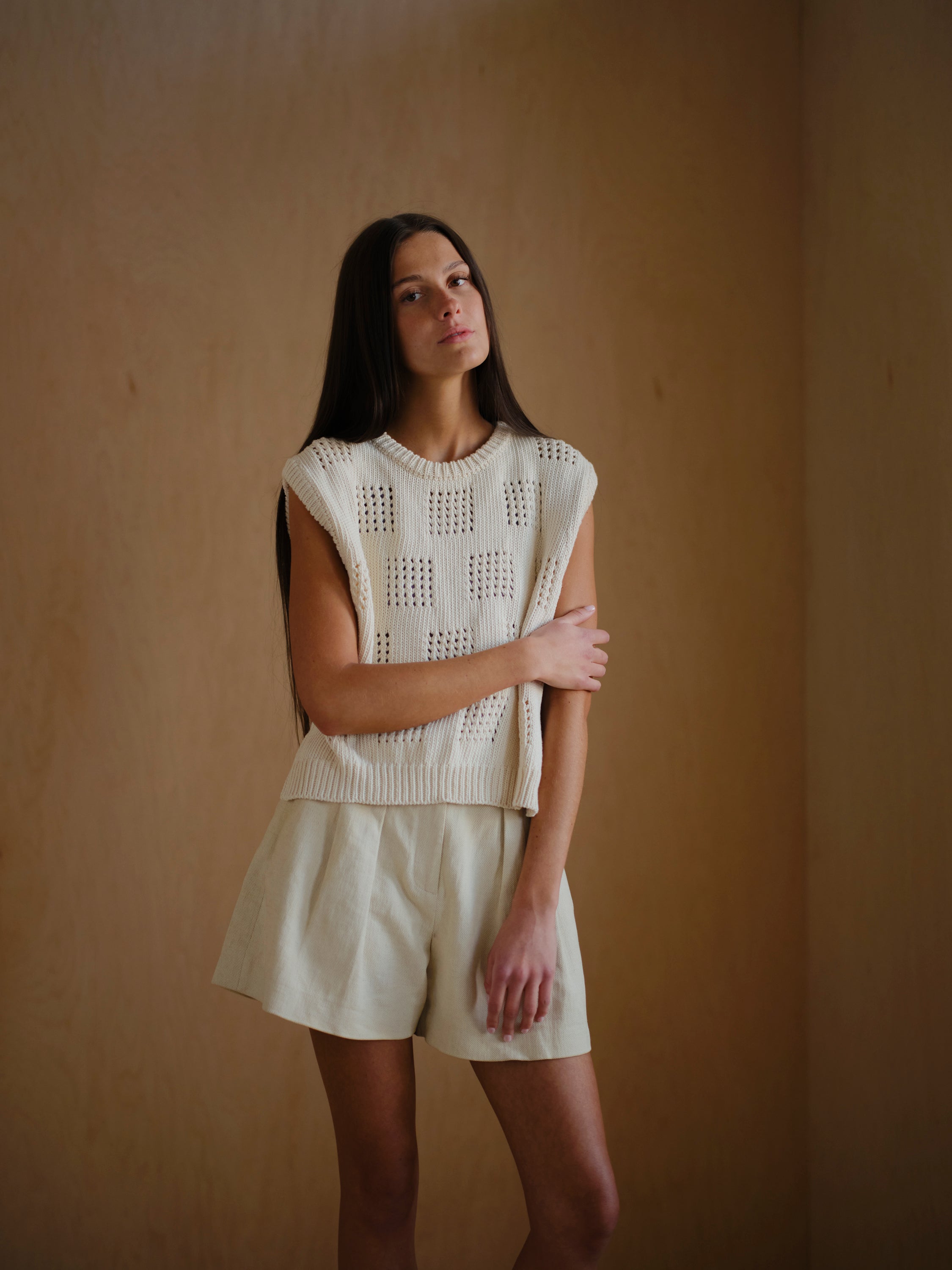 Katt Eyelet Vest - Shell