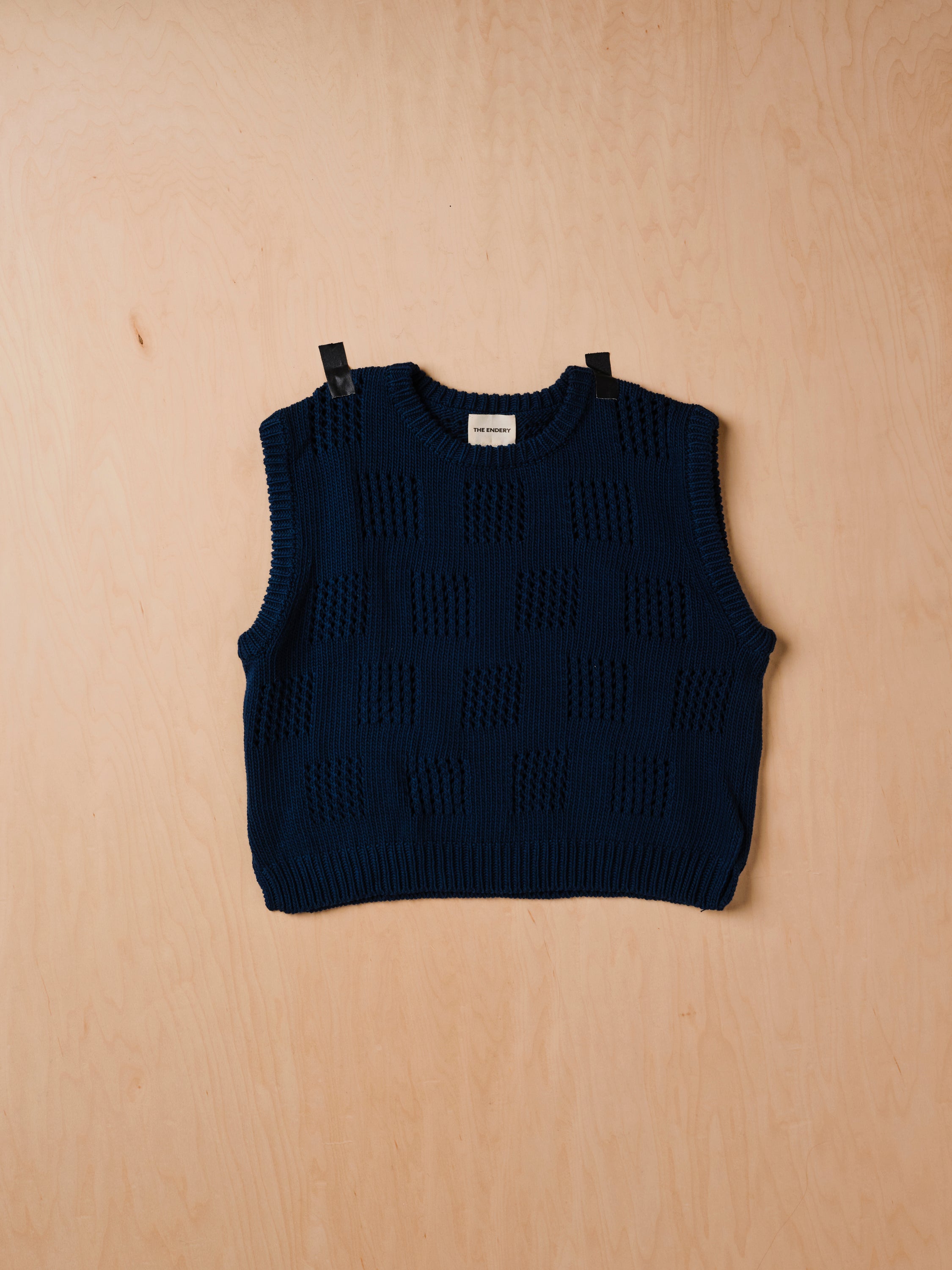 Katt Eyelet Vest - Viridian