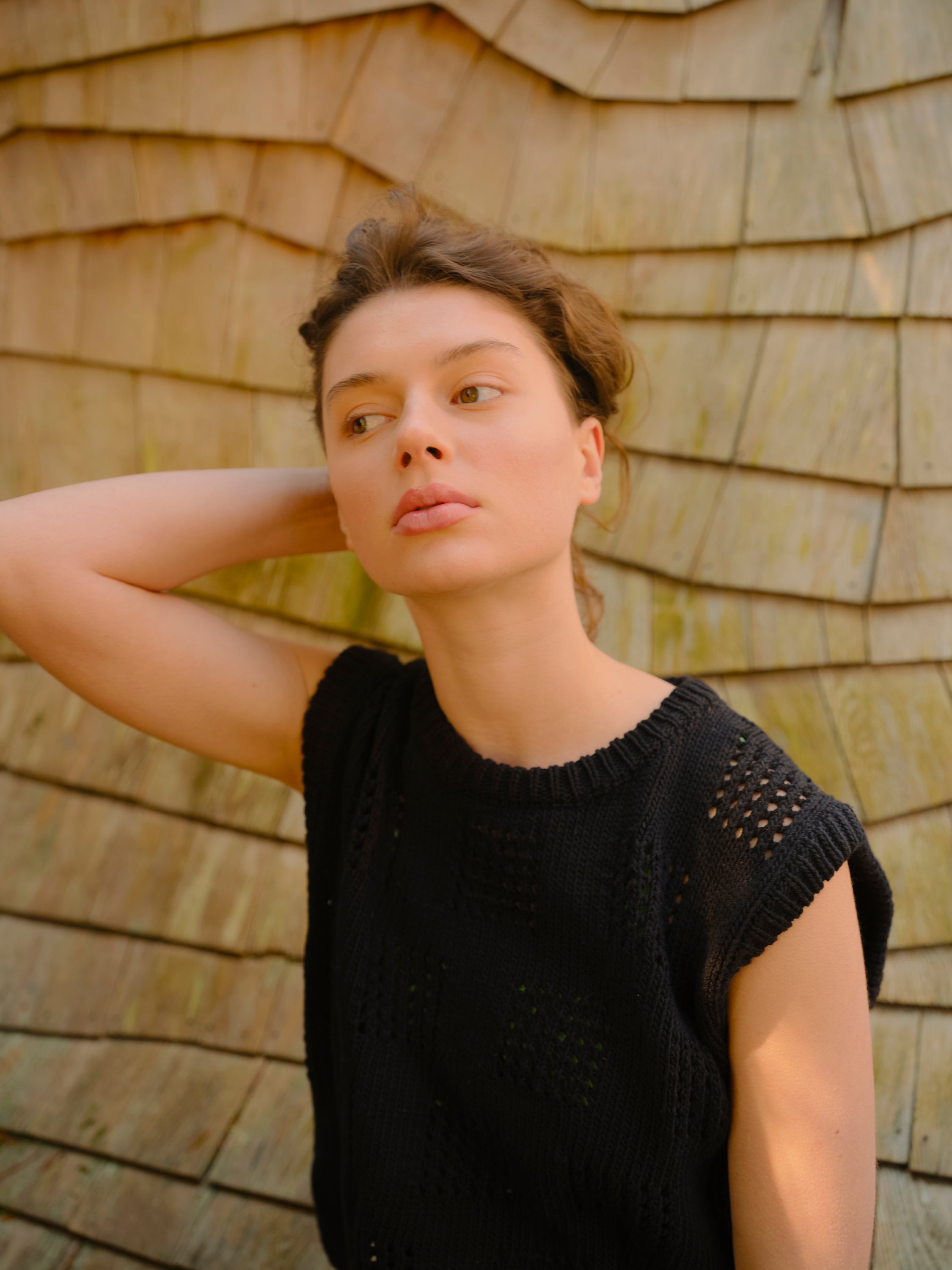 Katt Eyelet Vest - Licorice