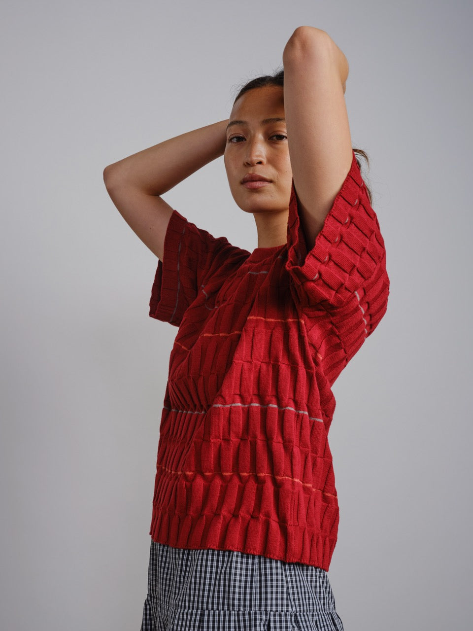 The Endery Wiggle Stripe Knit Grid Tee, Currant — red cotton tee