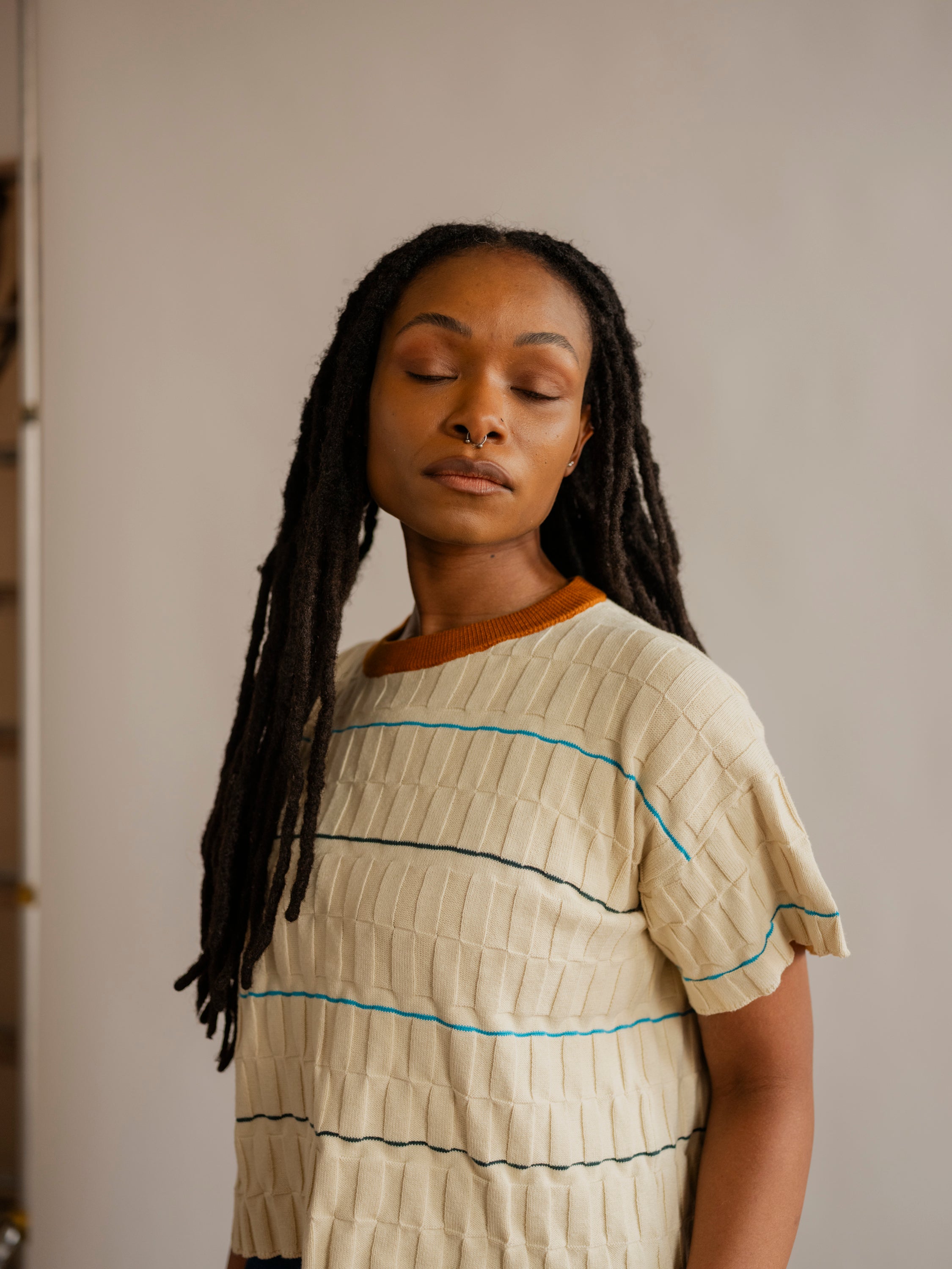 Wiggle Stripe Knit Grid Tee - Brugmansia
