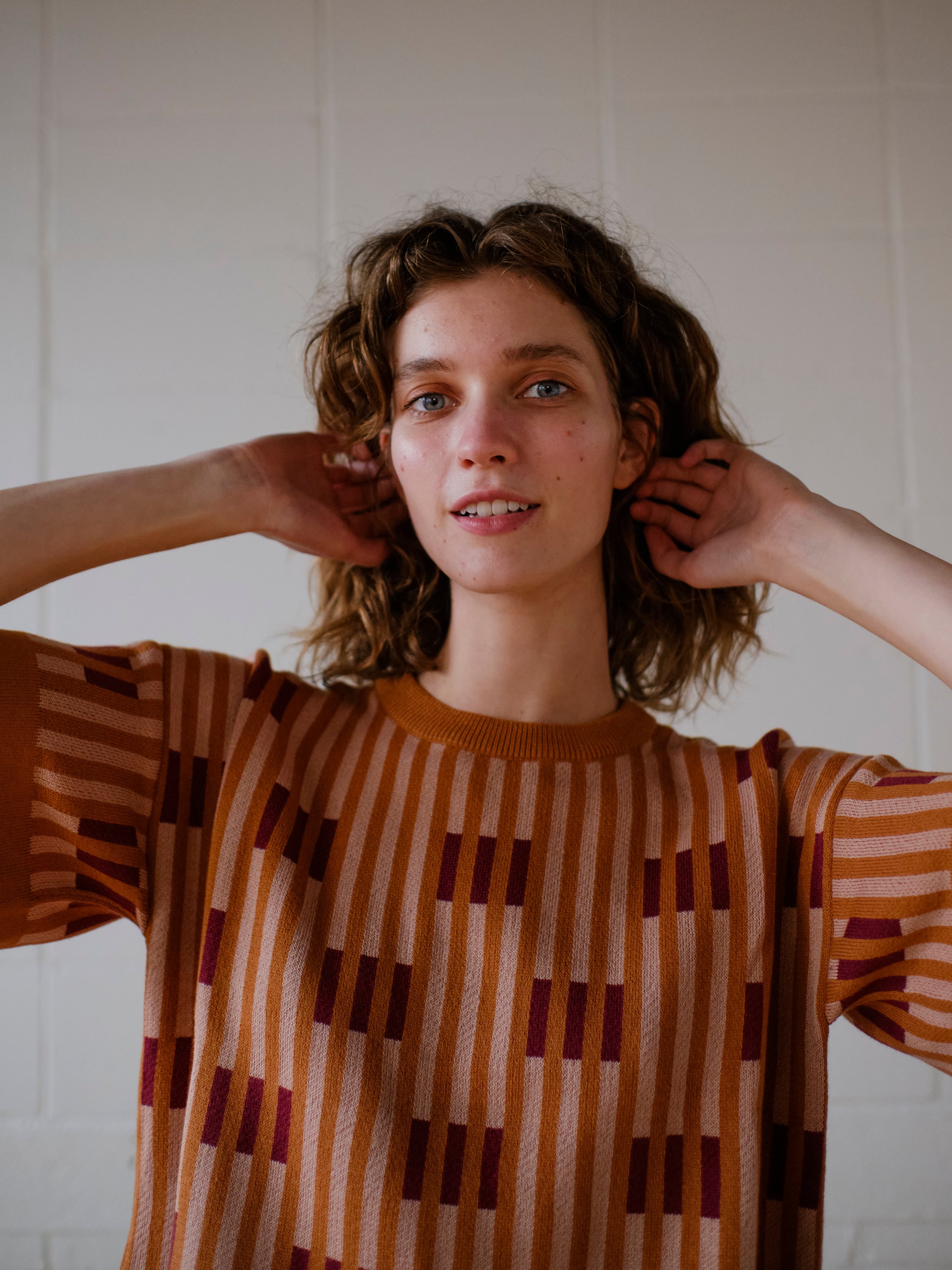 Bauhaus Short Sleeve Sweater Tee - Venus