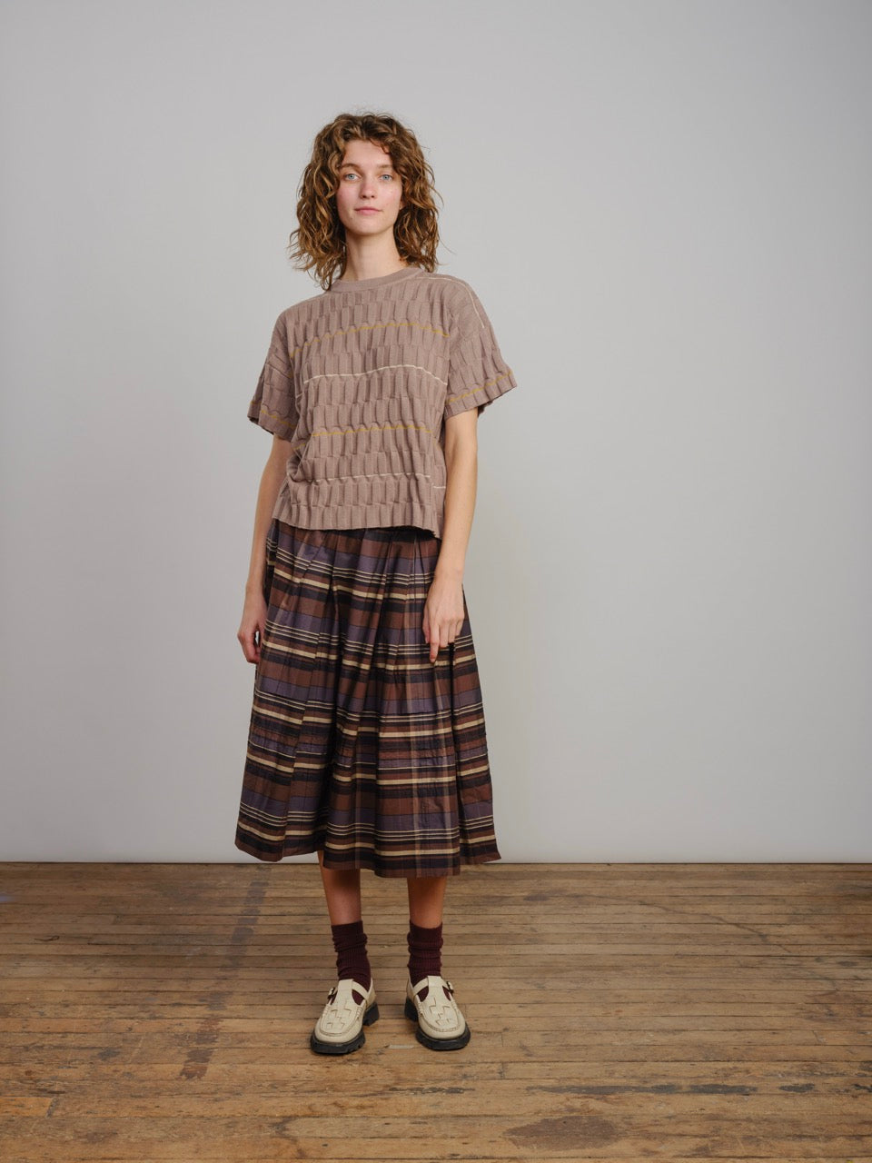 The Endery Wiggle Stripe Knit Grid Tee, Pebble — tan tee