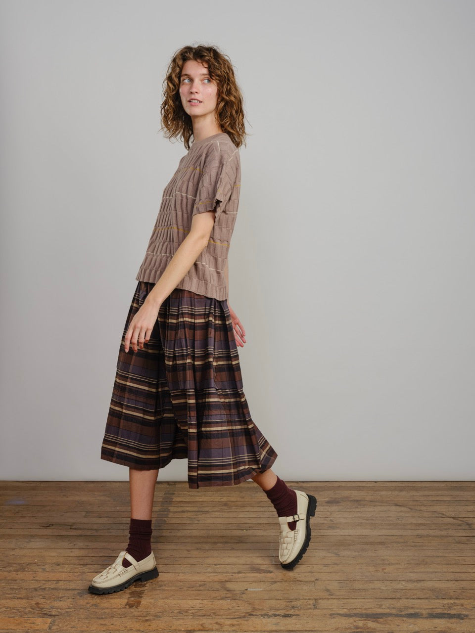 Wiggle Stripe Knit Grid Tee - Pebble