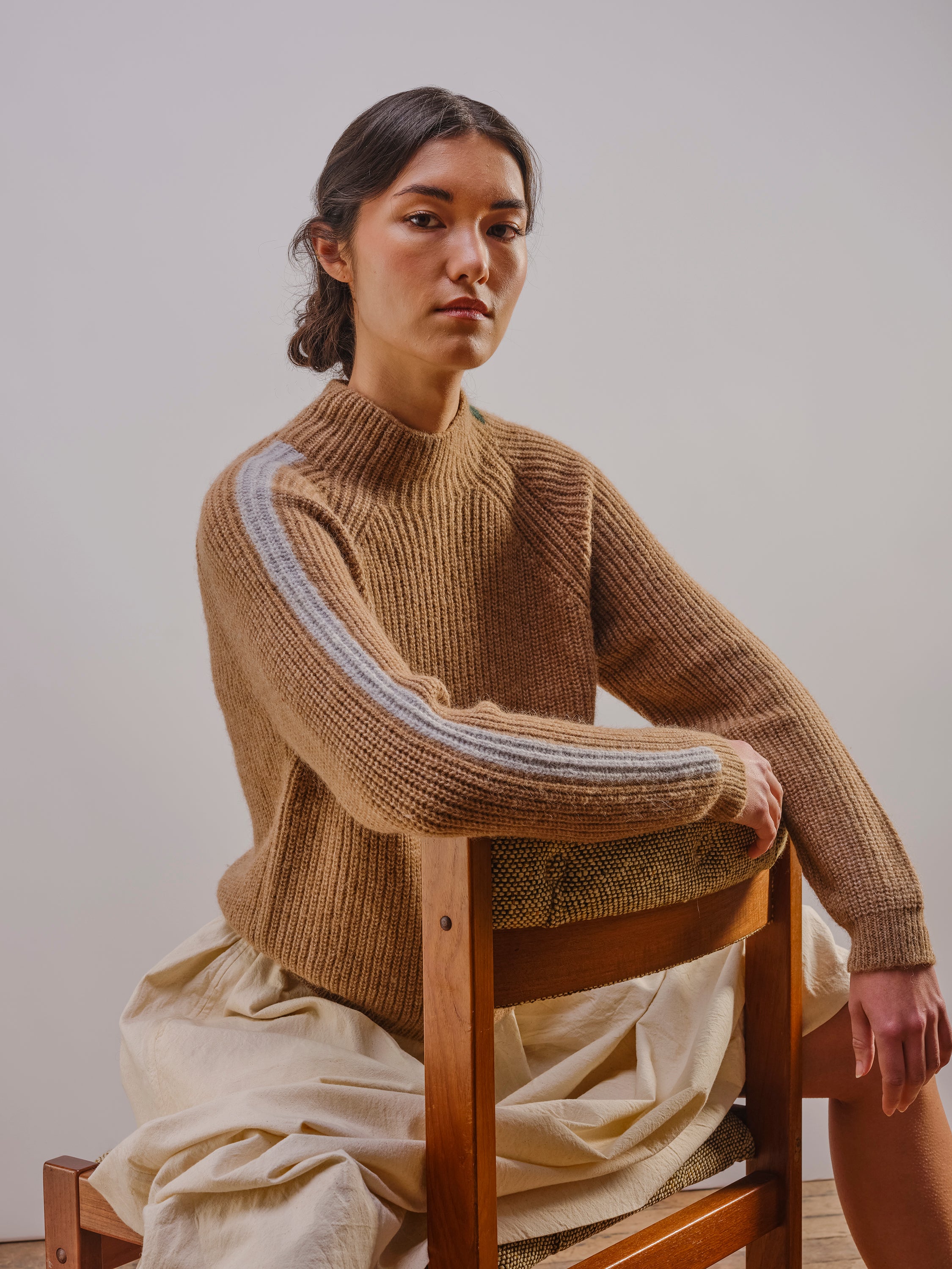 Racing Stripe L/S Mockneck - Mushroom