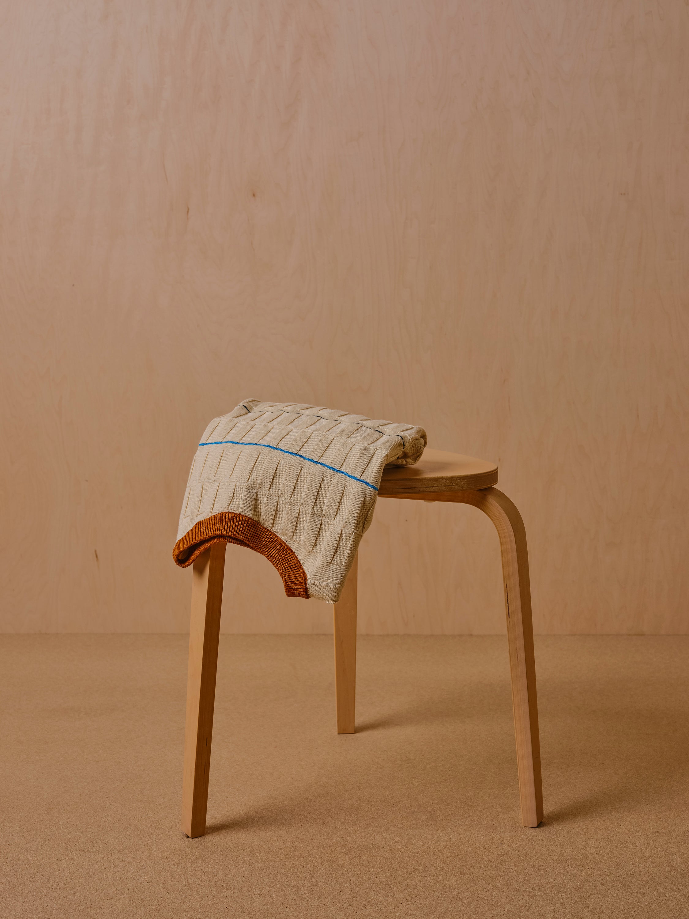 Wiggle Stripe Knit Grid Tee - Brugmansia