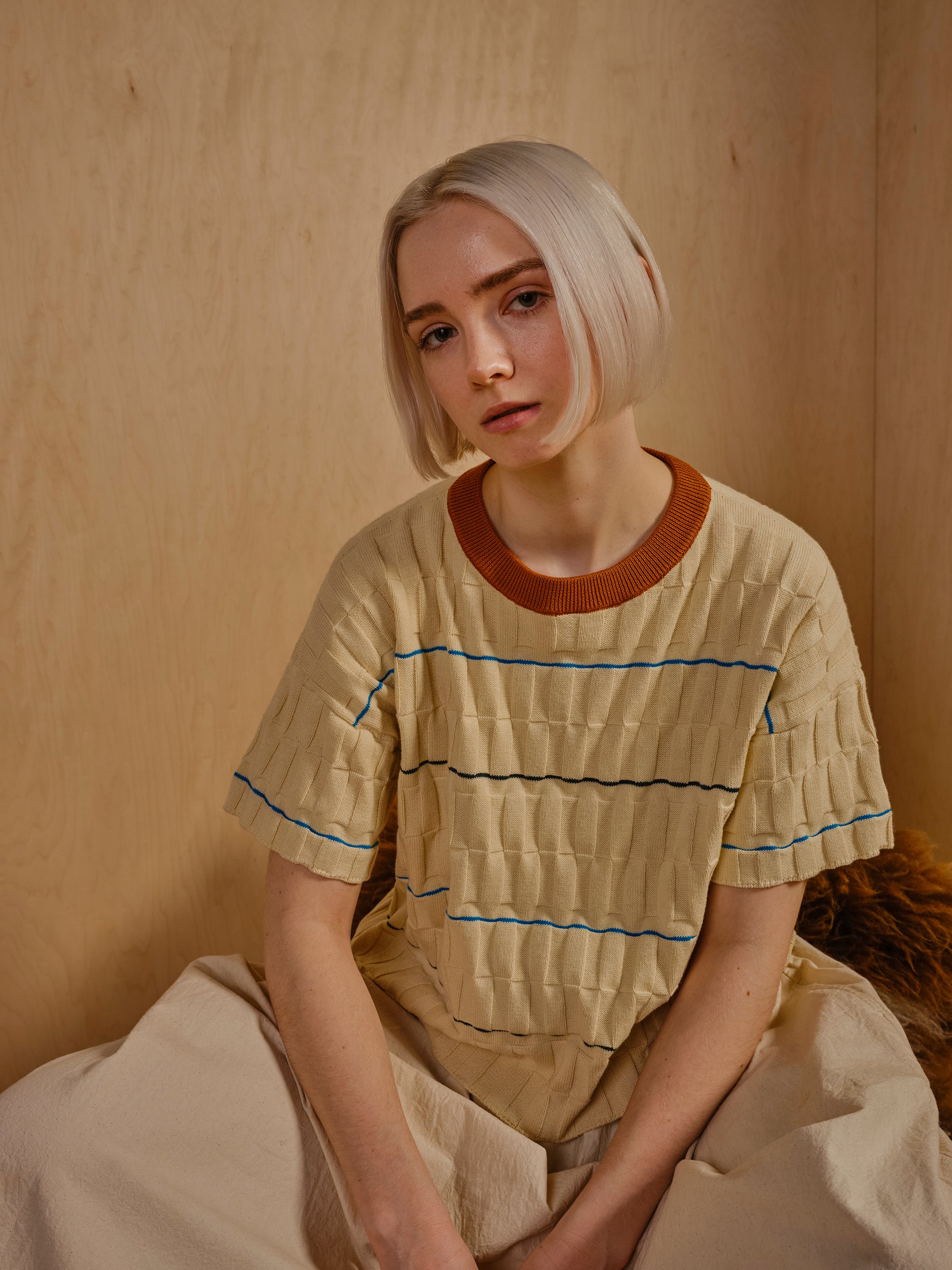 The Endery Wiggle Stripe Knit Grid Tee in Brugmansia