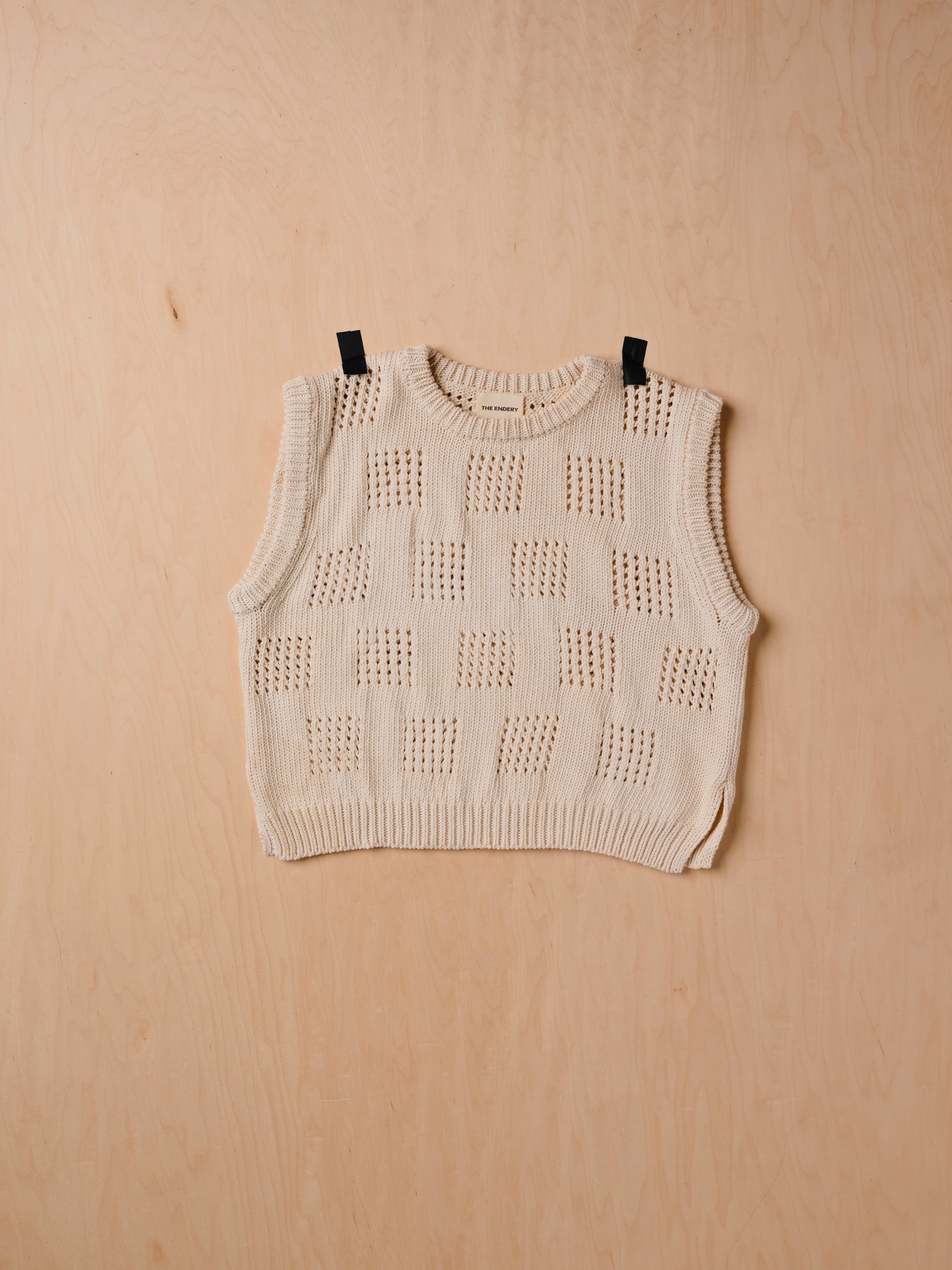 Katt Eyelet Vest - Shell