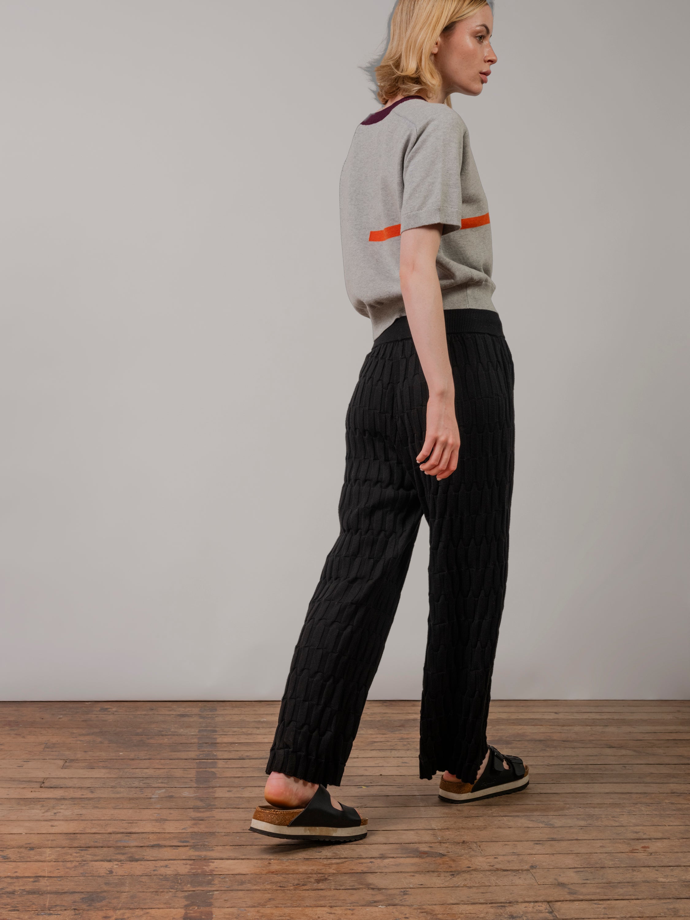 Grid Stitch Knit Wide Leg Pant - Coal