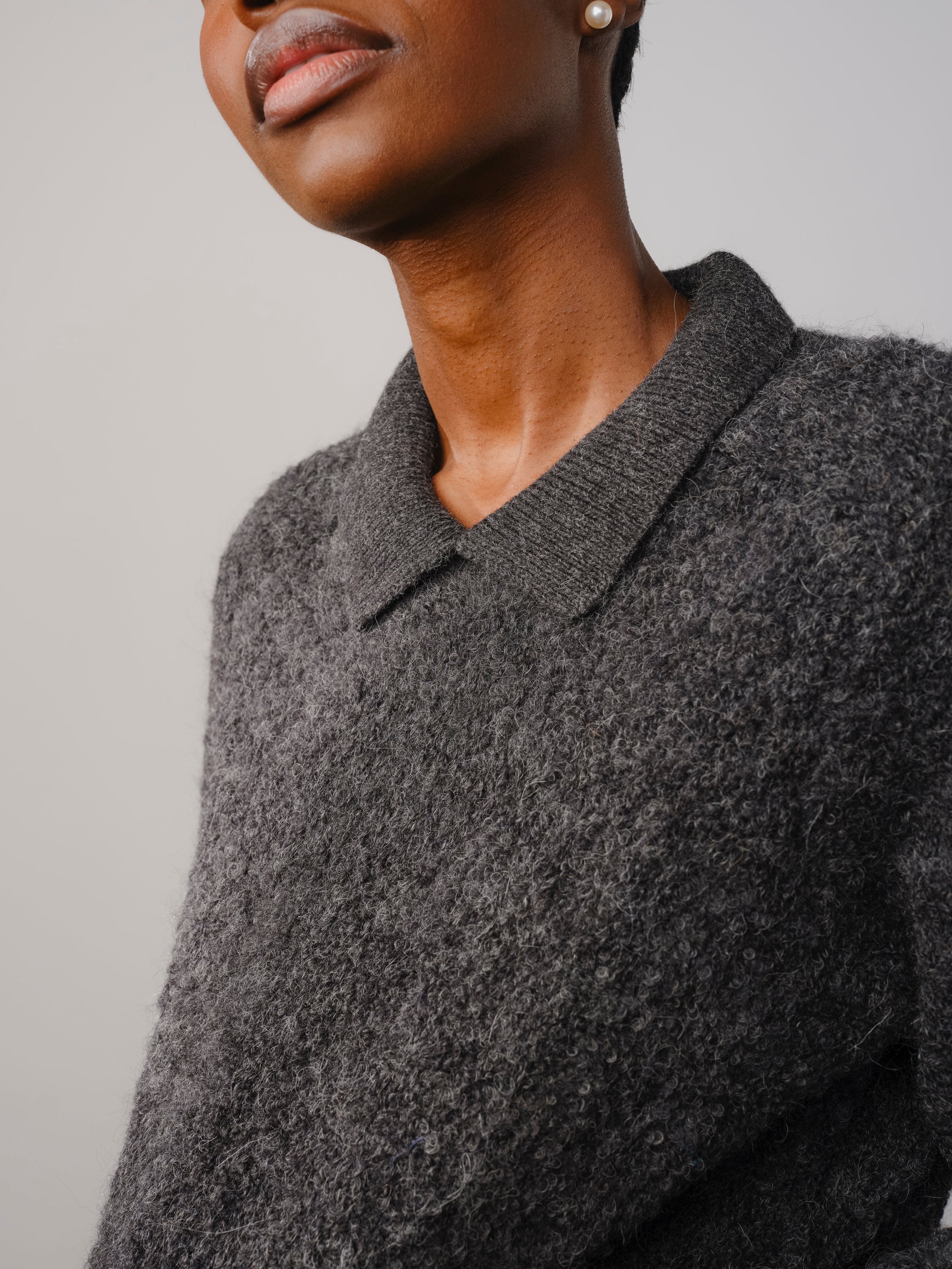 Bouclé Collared Long Sleeve Ruben Tee - Anthracite