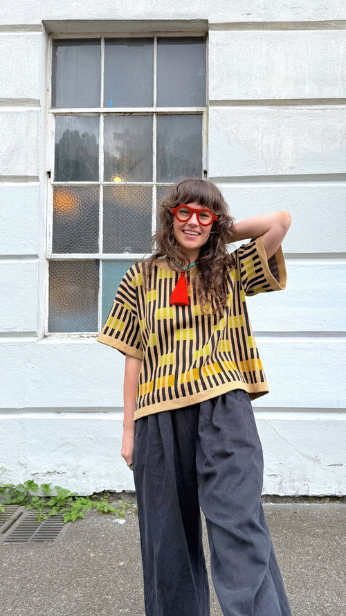 Bauhaus Sweater Tee