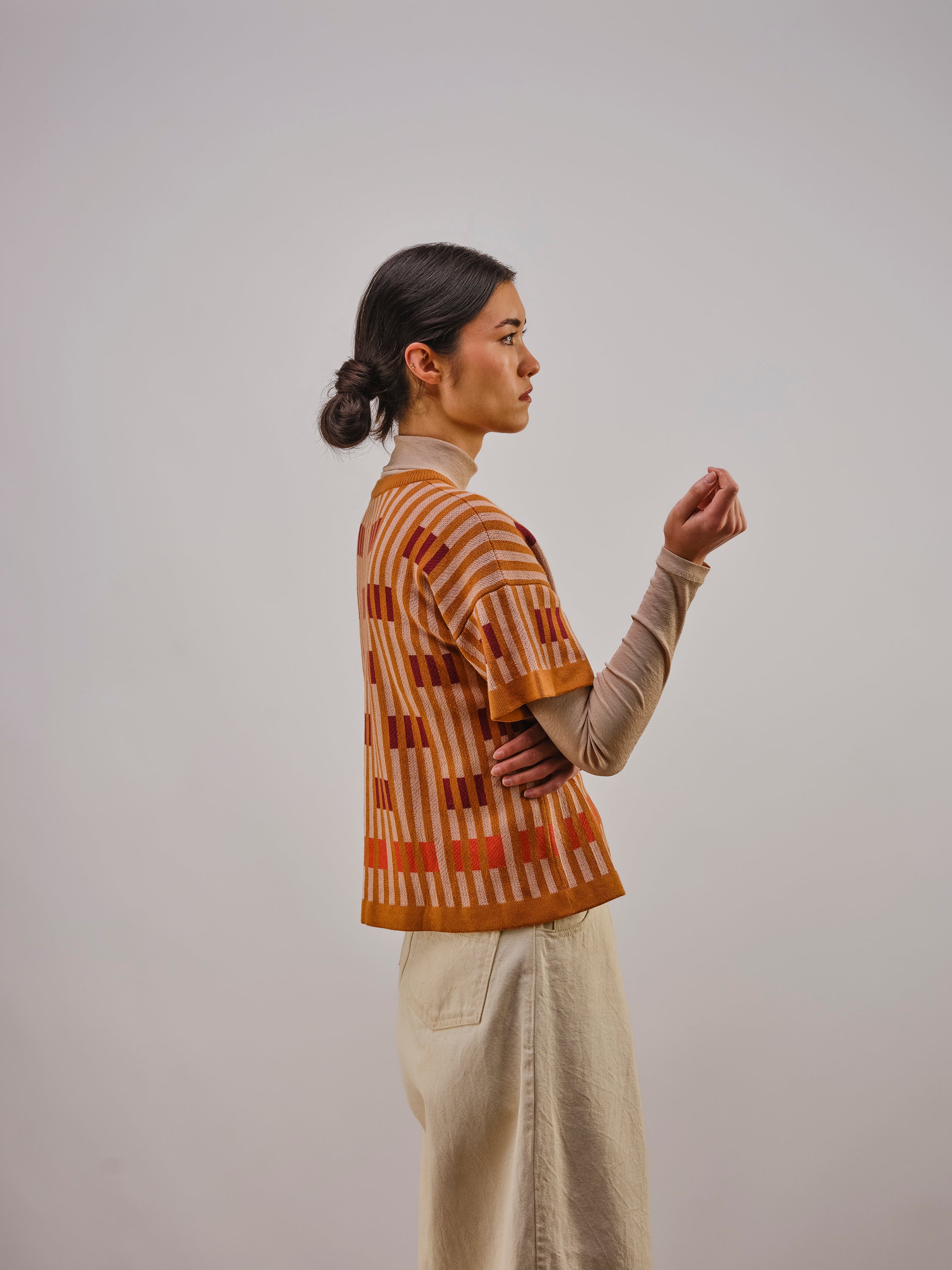 Bauhaus Short Sleeve Sweater Tee - Venus